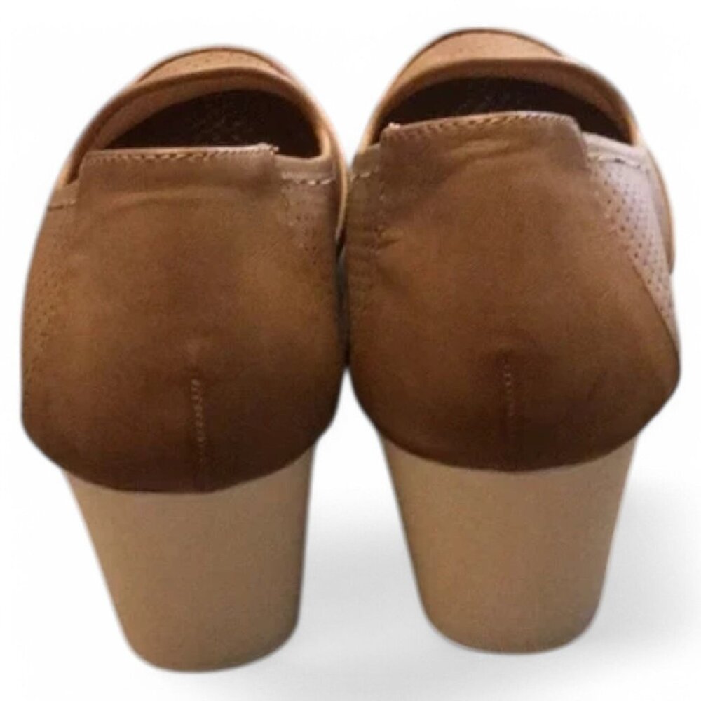 Brand New in Box Journee Collection Brown Wedges - Picture 6 of 6